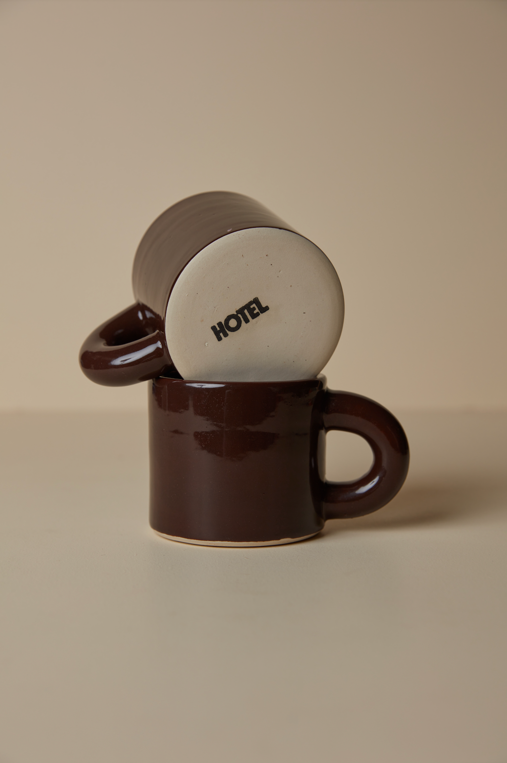 Hotel - Mug, Cacao