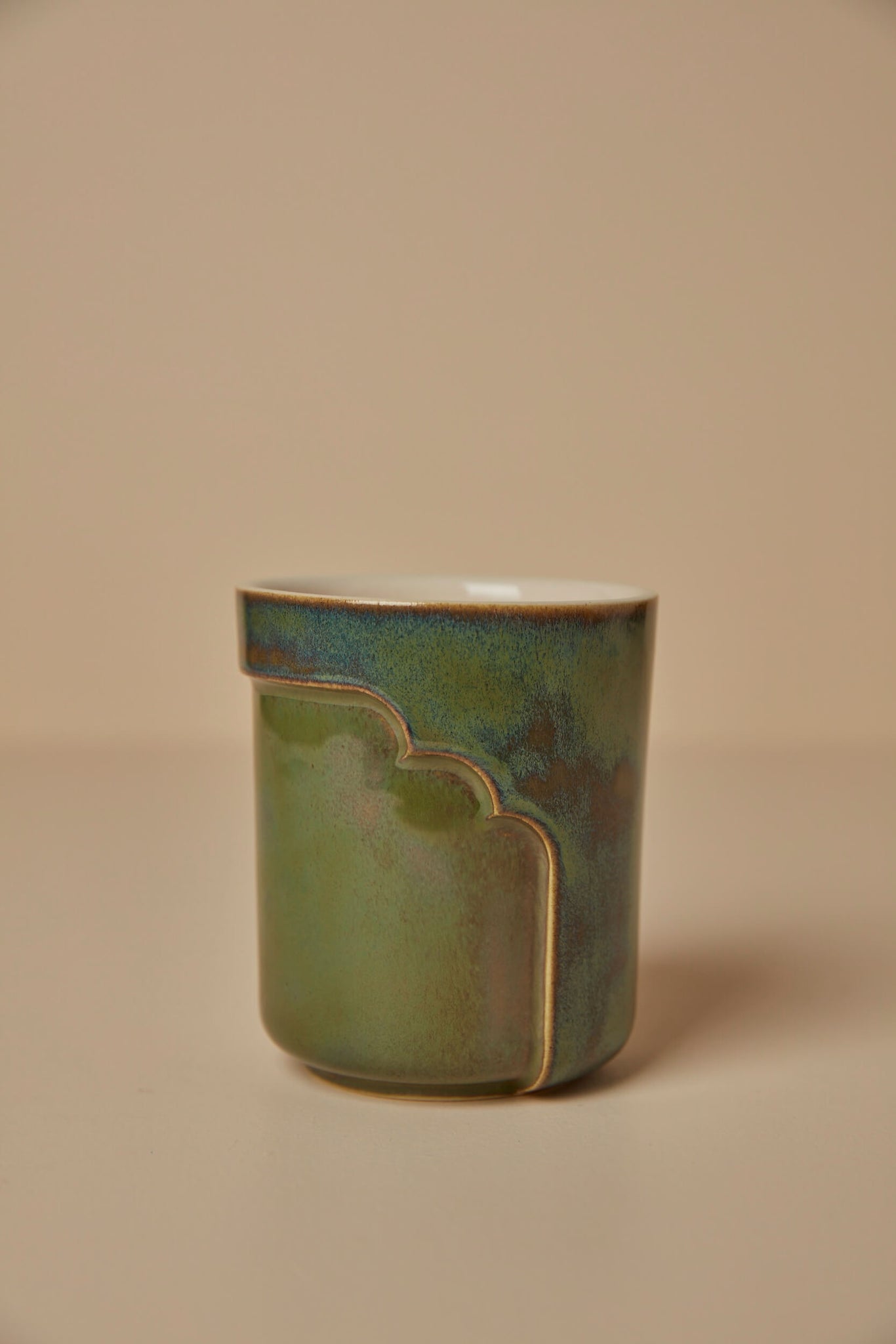 Yuro Cuchor – 70's Cup, Iridescent Green
